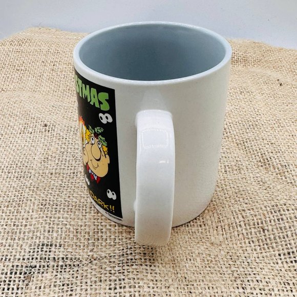 Merry Christmas Friends Like You Are Hard to Find MUG - Picture 6 of 10